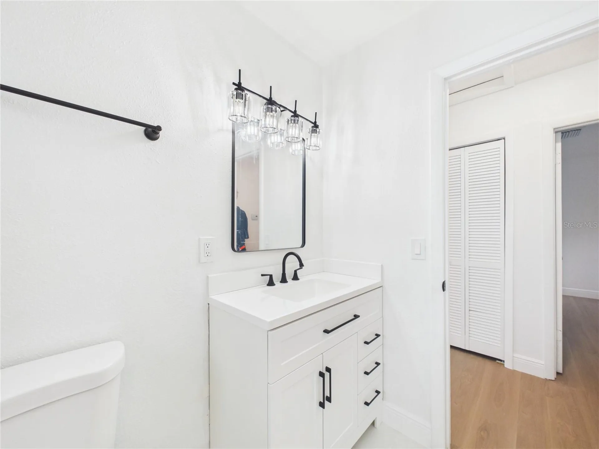 404 6th Avenue NW Largo FL 33770