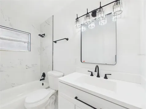 404 6th Avenue NW Largo FL 33770