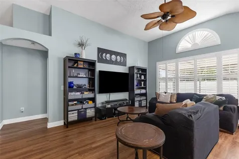 8606 Fawn Creek Drive Tampa FL 33626