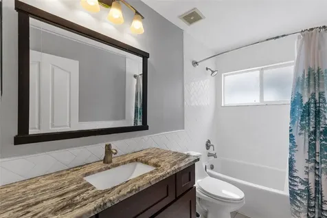 8606 Fawn Creek Drive Tampa FL 33626