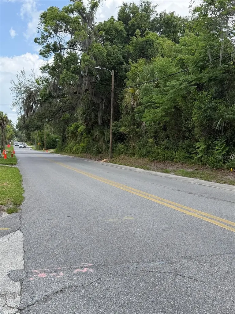 N Clara Avenue Deland FL 32720