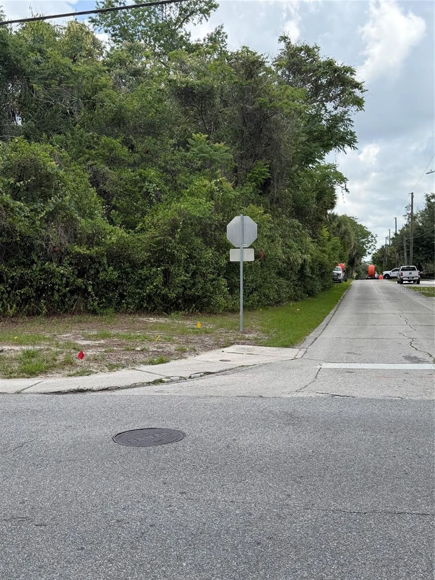 N Clara Avenue Deland FL 32720