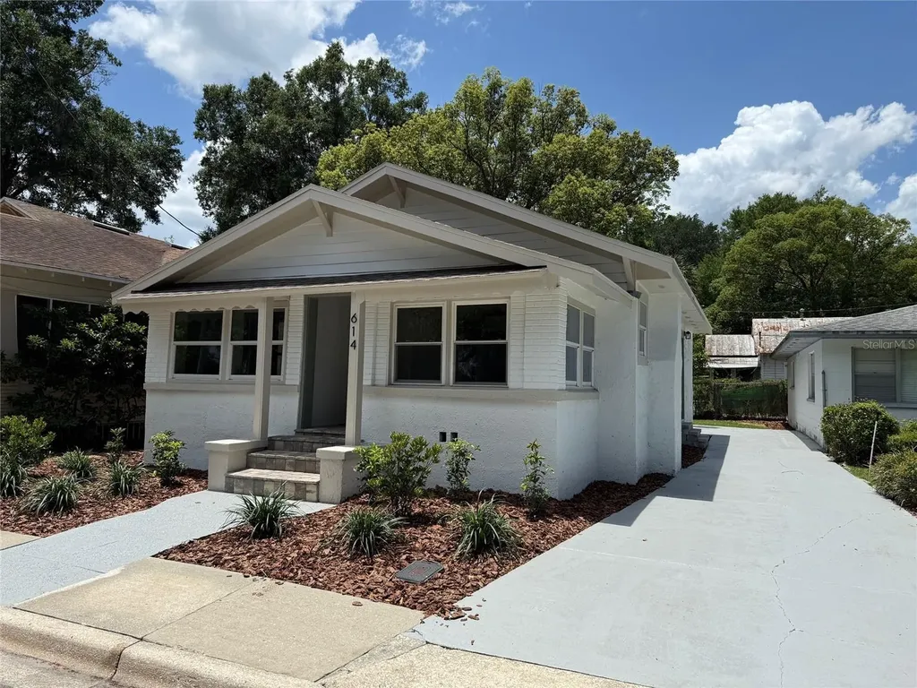 614 NW 4th Street Gainesville FL 32601