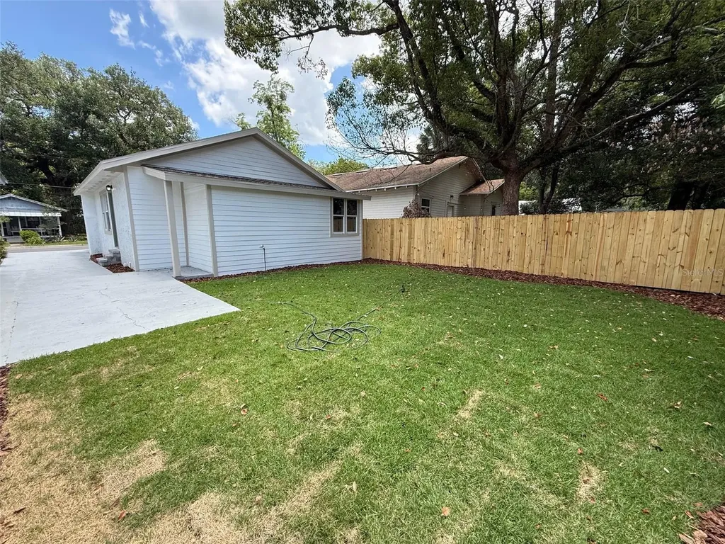 614 NW 4th Street Gainesville FL 32601