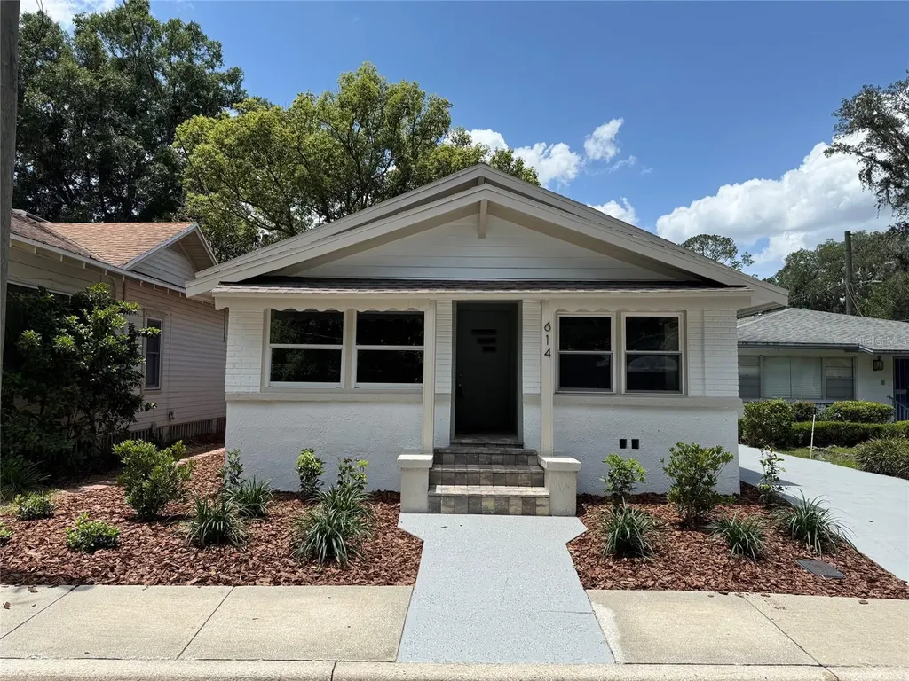 614 NW 4th Street Gainesville FL 32601