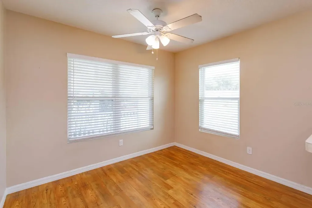 431 Midway Avenue Mascotte FL 34753
