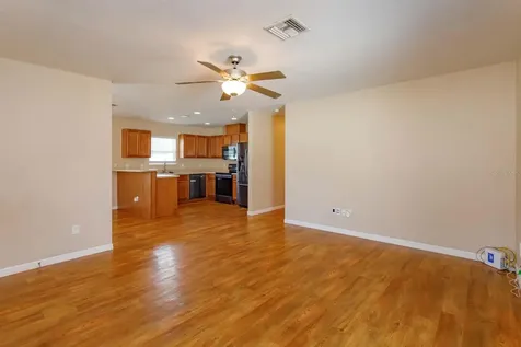 431 Midway Avenue Mascotte FL 34753