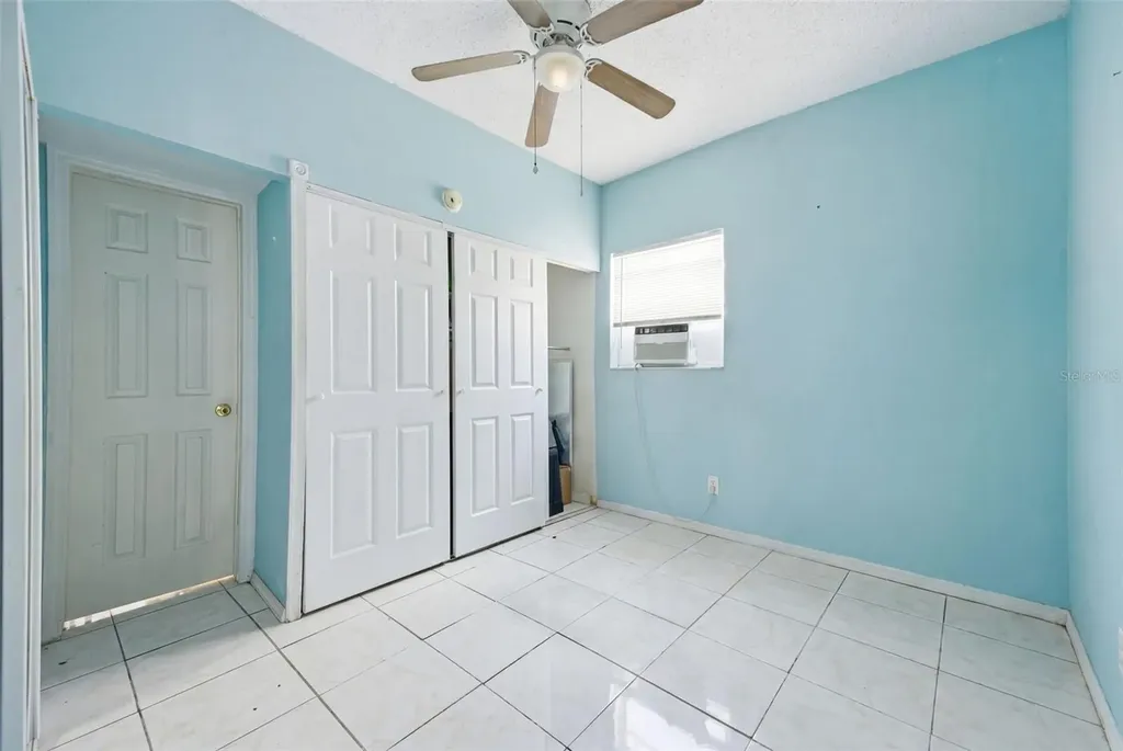 6812 N Thatcher Avenue Tampa FL 33614