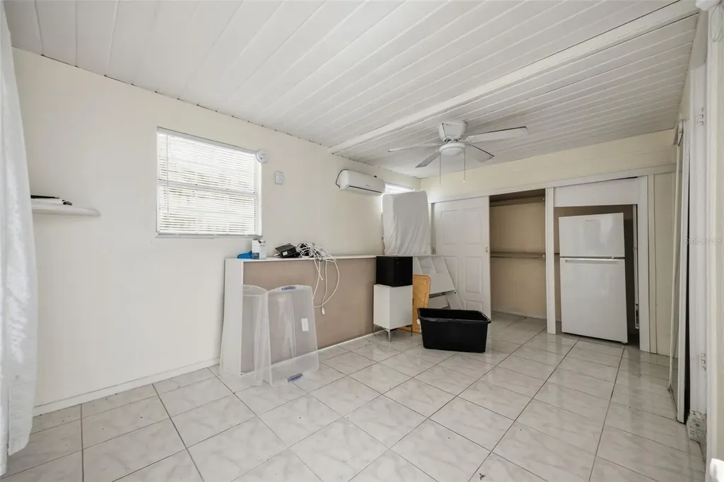 6812 N Thatcher Avenue Tampa FL 33614