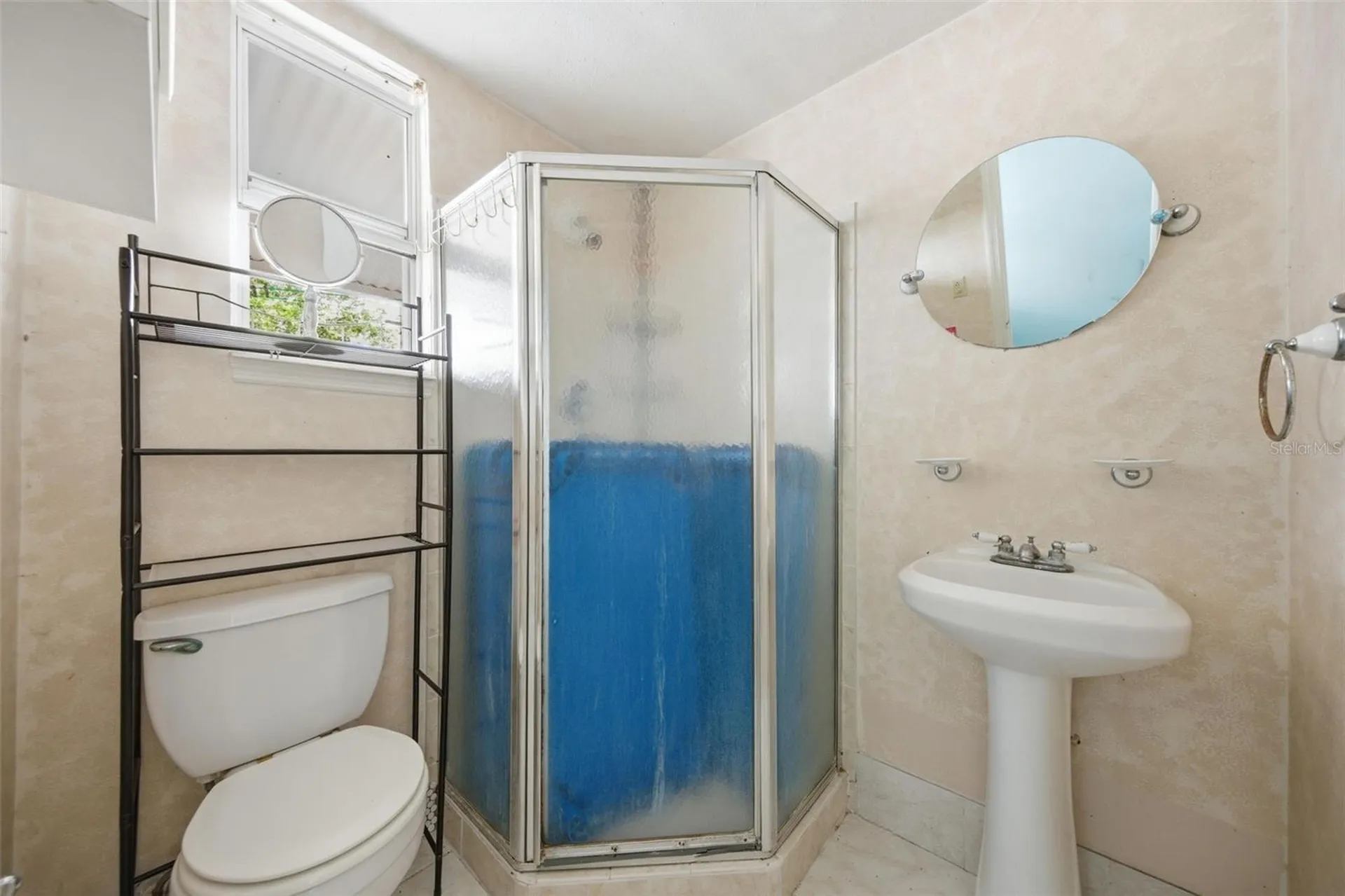 6812 N Thatcher Avenue Tampa FL 33614