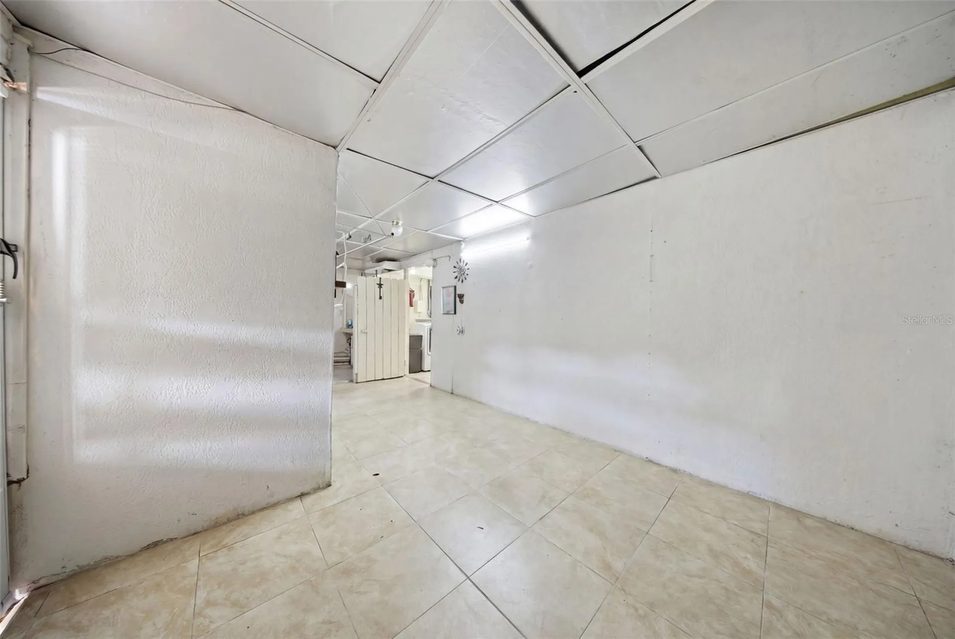 6812 N Thatcher Avenue Tampa FL 33614