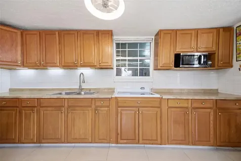6812 N Thatcher Avenue Tampa FL 33614
