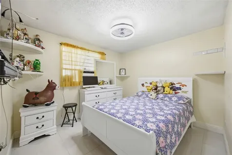 6812 N Thatcher Avenue Tampa FL 33614