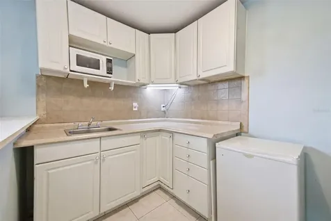 6812 N Thatcher Avenue Tampa FL 33614