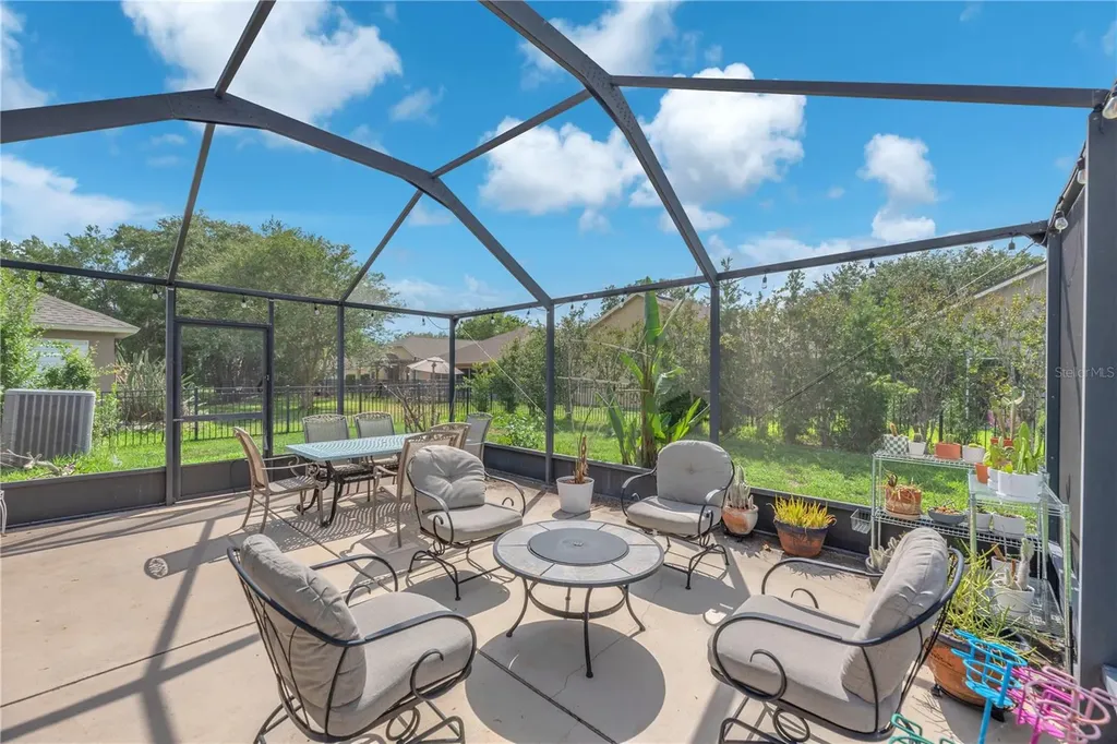 16316 Bridgeglade Lane Lithia FL 33547
