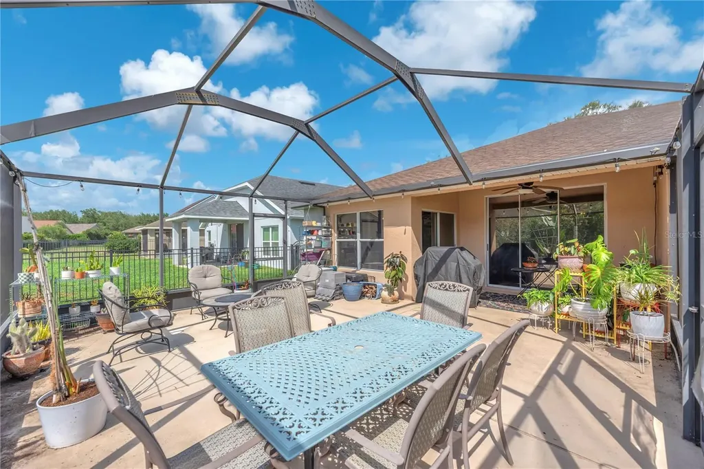 16316 Bridgeglade Lane Lithia FL 33547