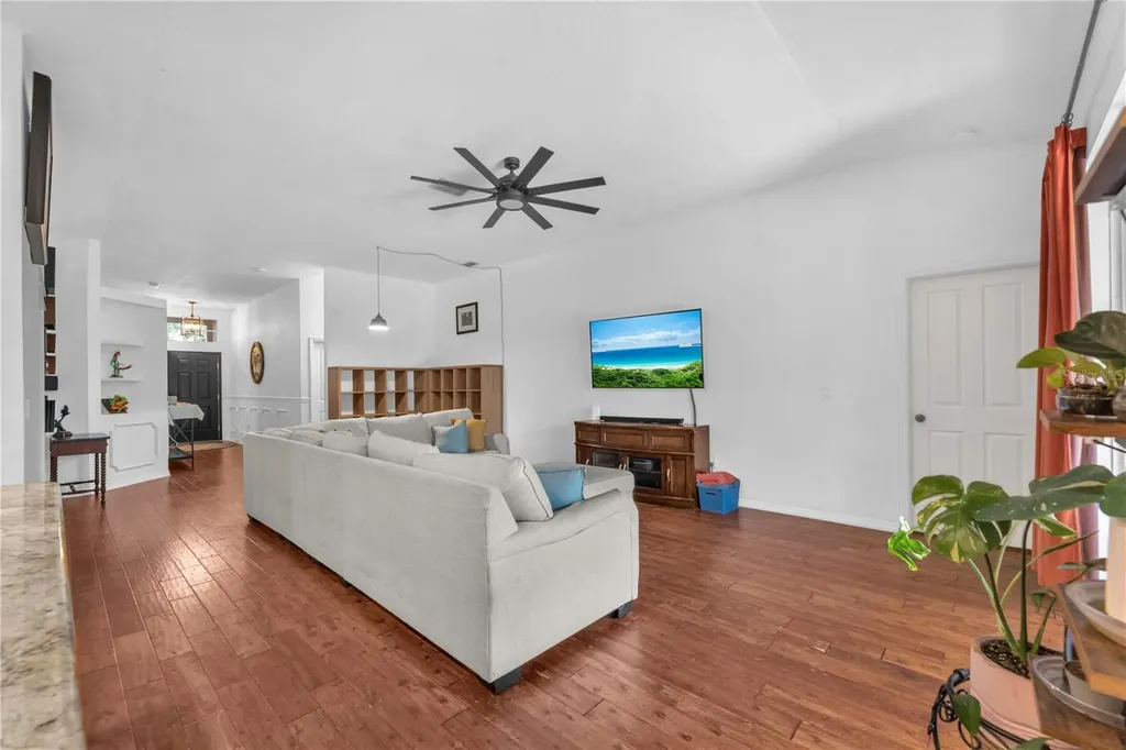 16316 Bridgeglade Lane Lithia FL 33547