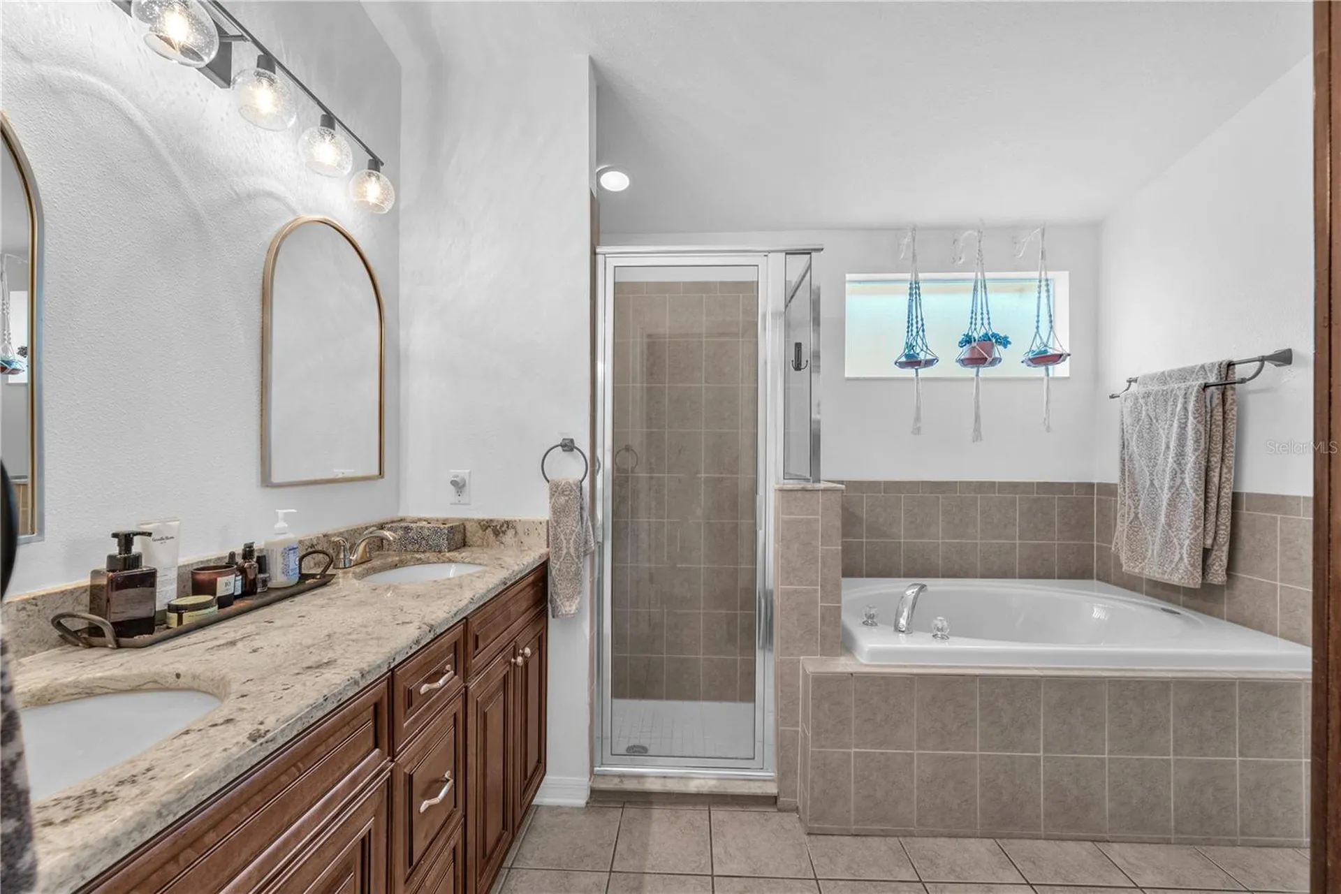 16316 Bridgeglade Lane Lithia FL 33547