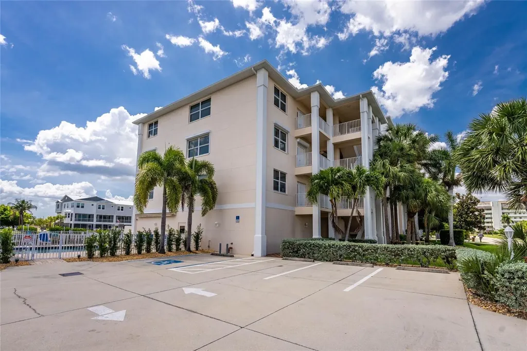 268 Lewis Circle Punta Gorda FL 33950
