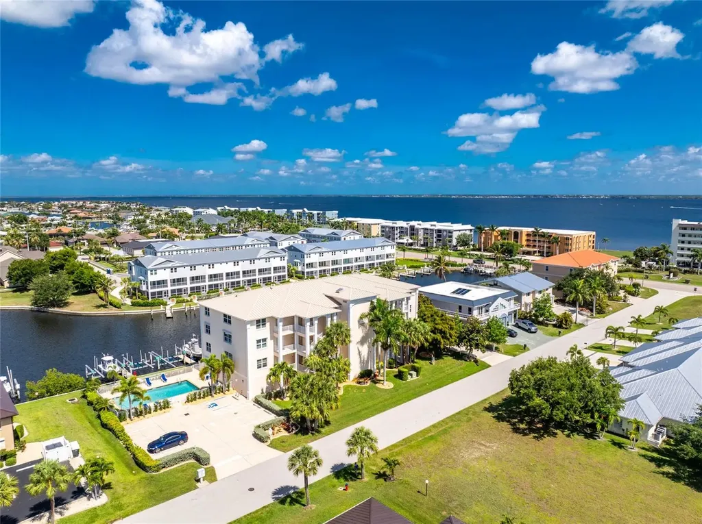 268 Lewis Circle Punta Gorda FL 33950