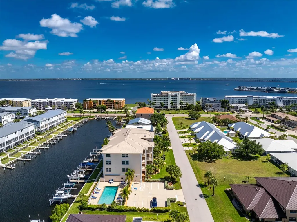 268 Lewis Circle Punta Gorda FL 33950