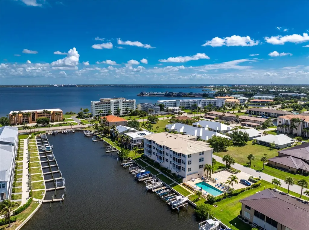 268 Lewis Circle Punta Gorda FL 33950