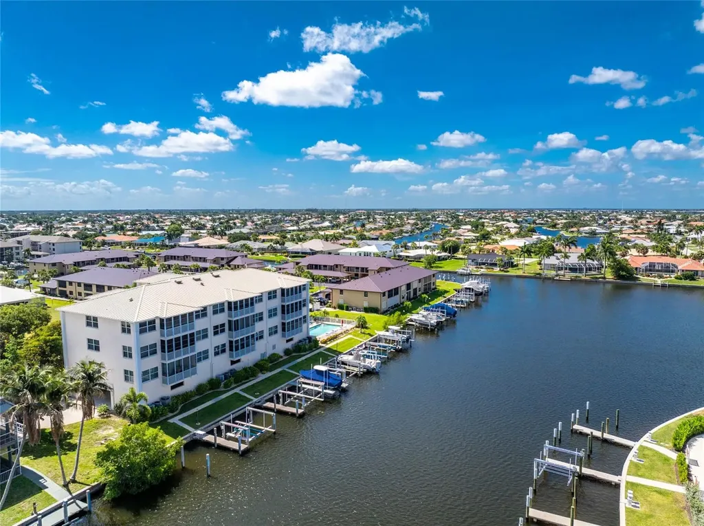 268 Lewis Circle Punta Gorda FL 33950