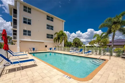 268 Lewis Circle Punta Gorda FL 33950