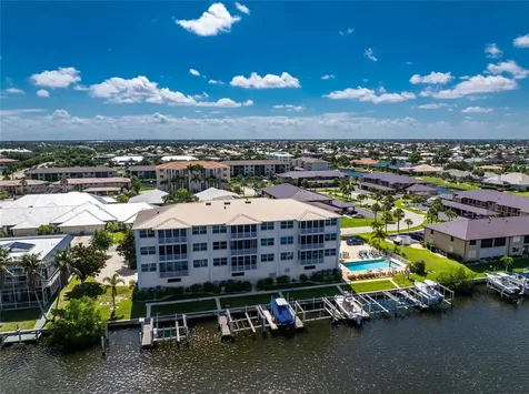 268 Lewis Circle Punta Gorda FL 33950