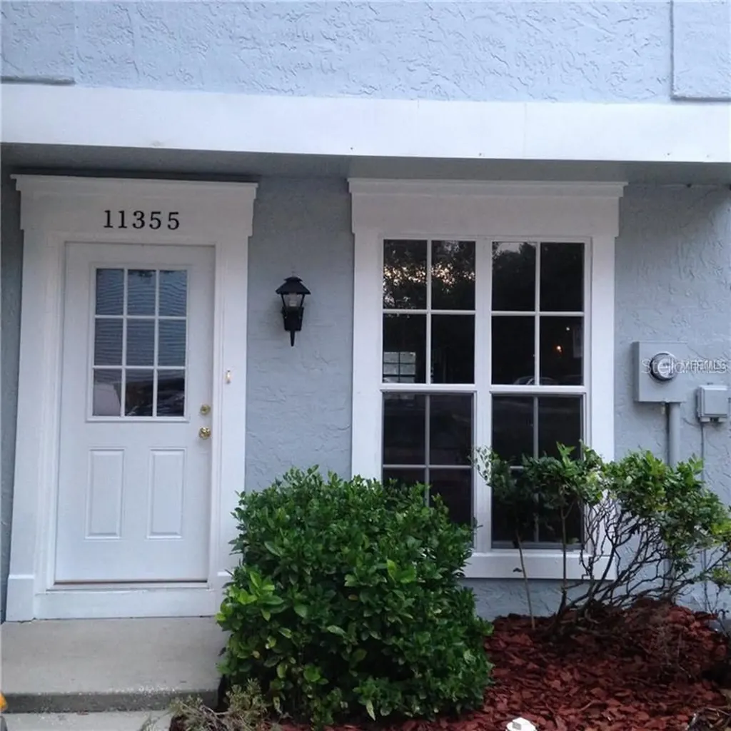 11355 Regal Square Drive Tampa FL 33617