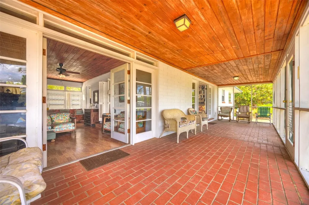 33 Willow Lane Deland FL 32724