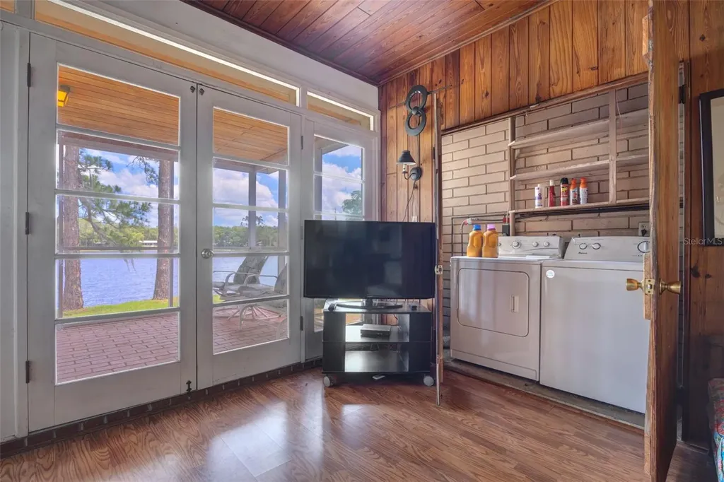 33 Willow Lane Deland FL 32724
