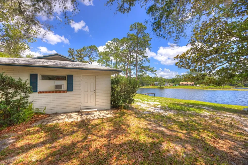 33 Willow Lane Deland FL 32724