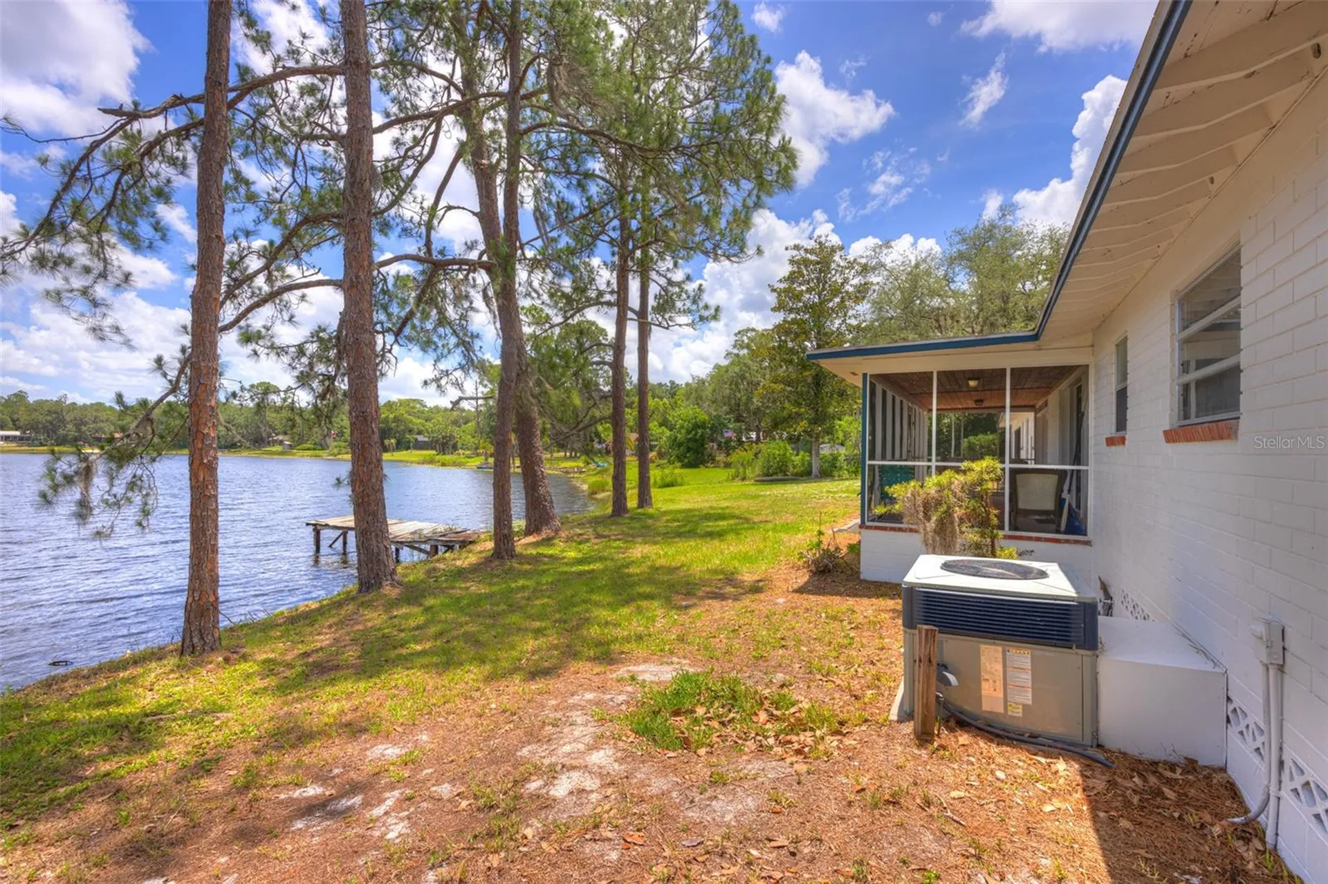 33 Willow Lane Deland FL 32724