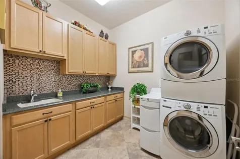 2075 Mustang Court St Cloud FL 34771