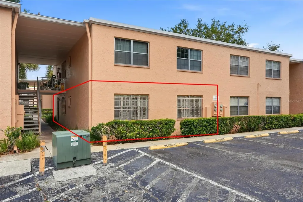 4715 Christa Court Tampa FL 33614