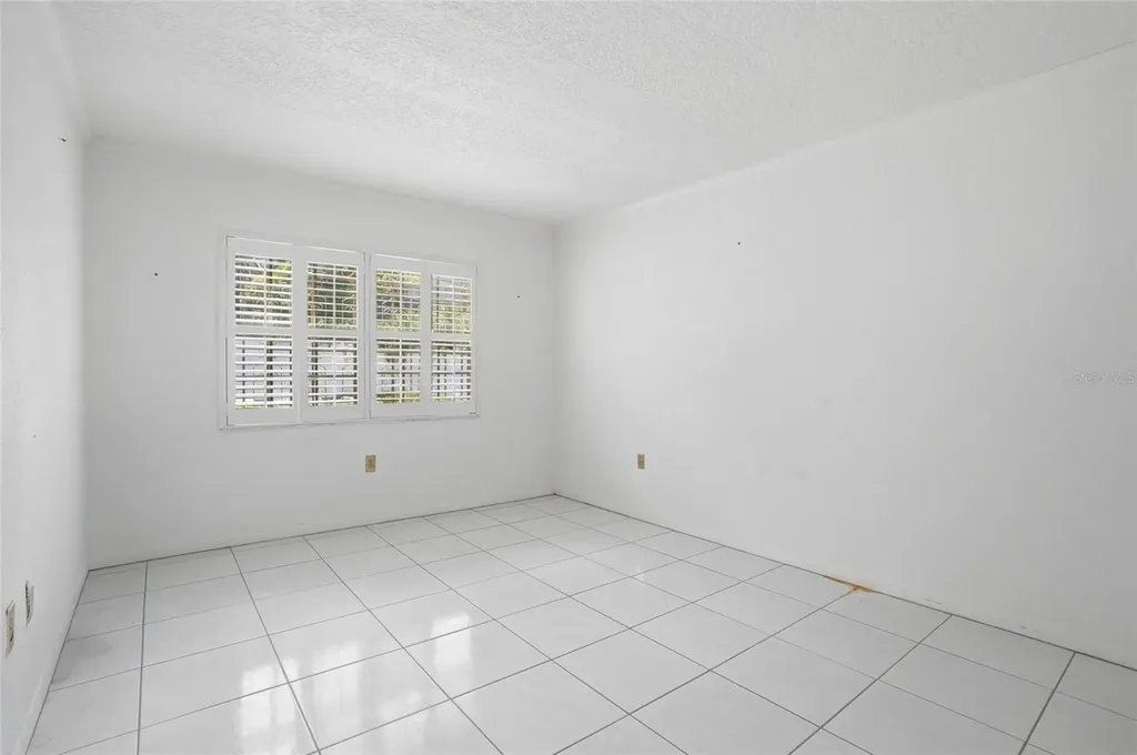 4715 Christa Court Tampa FL 33614