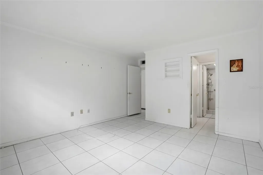 4715 Christa Court Tampa FL 33614