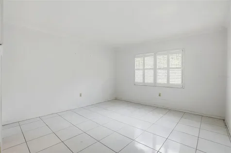 4715 Christa Court Tampa FL 33614