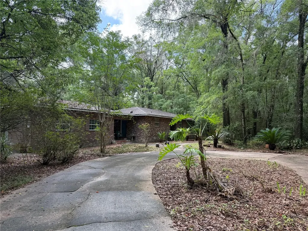 221 SW 138th Terrace Newberry FL 32669