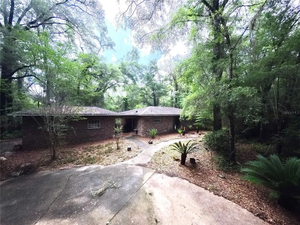 221 SW 138th Terrace Newberry FL 32669