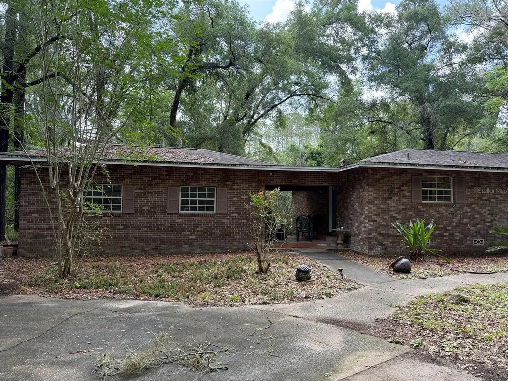221 SW 138th Terrace Newberry FL 32669