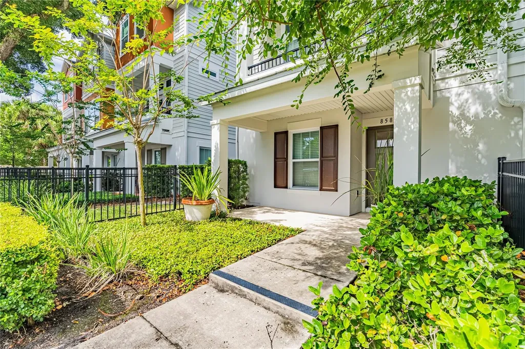 858 N Thornton Avenue Orlando FL 32803