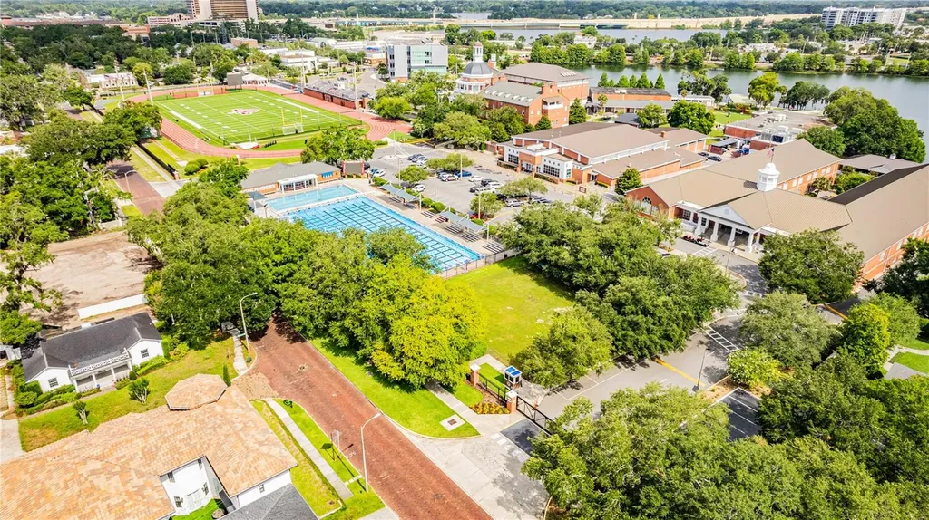 858 N Thornton Avenue Orlando FL 32803