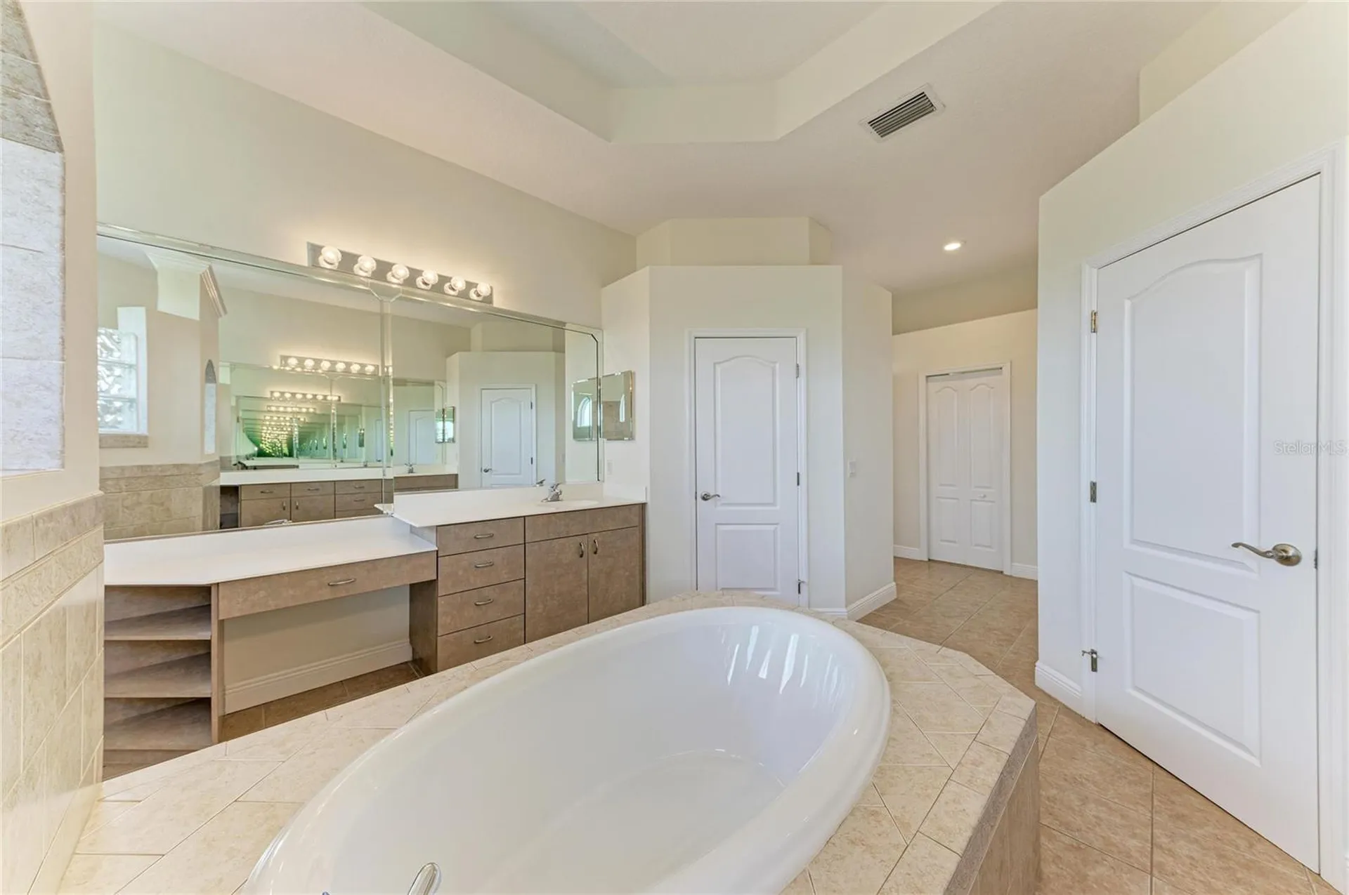 5605 Lake Paddock Circle Parrish FL 34219
