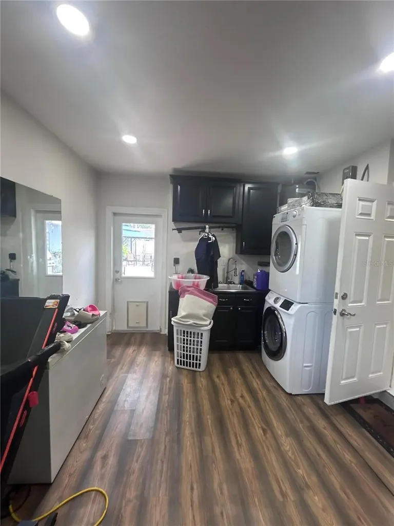 3004 W Robson Street Tampa FL 33614