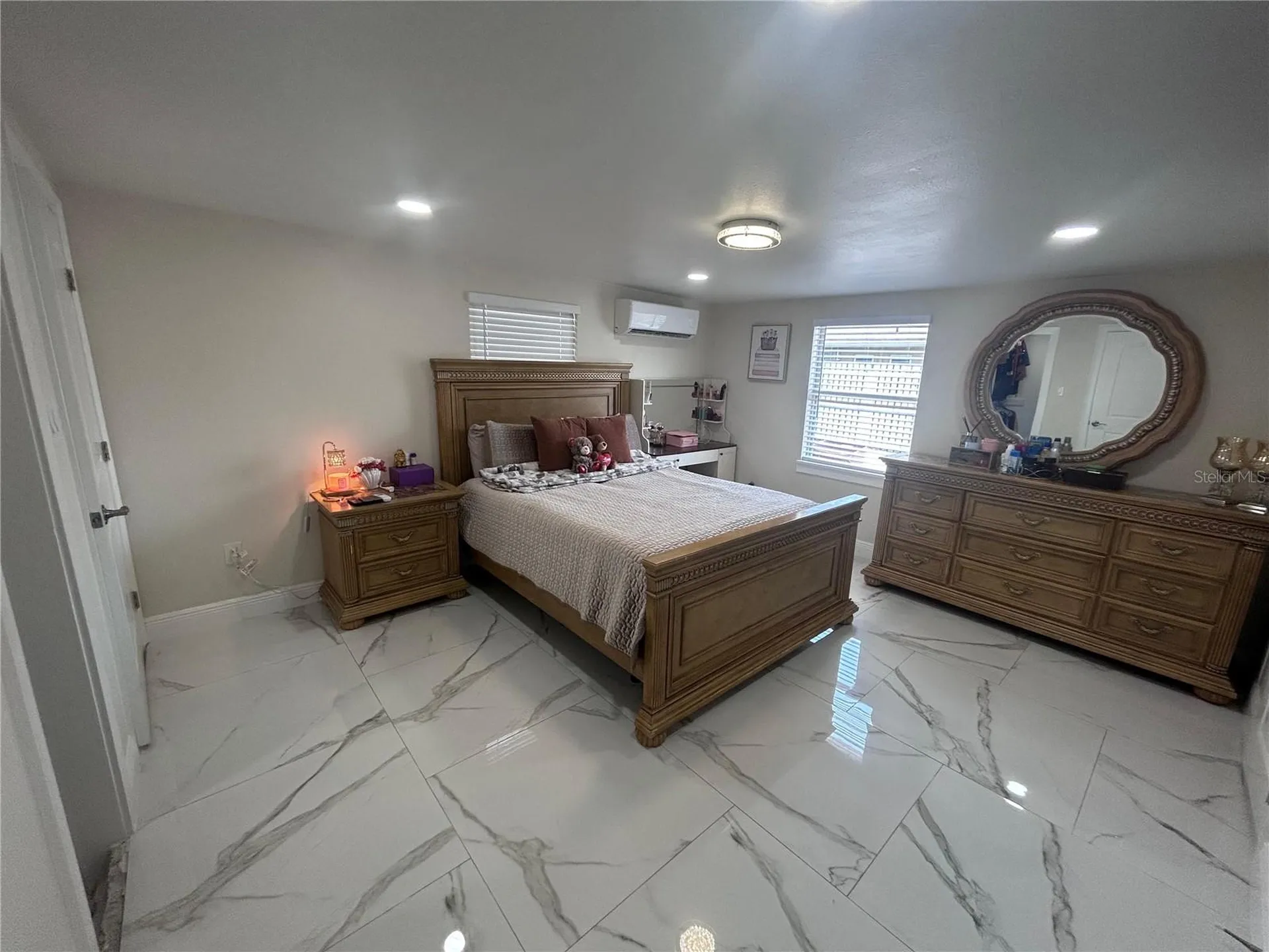 3004 W Robson Street Tampa FL 33614