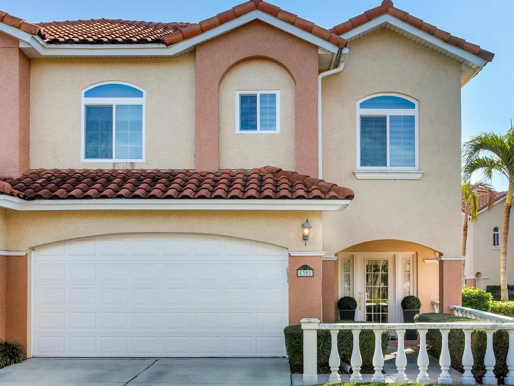 6302 Vista Verde Drive E St Petersburg FL 33707