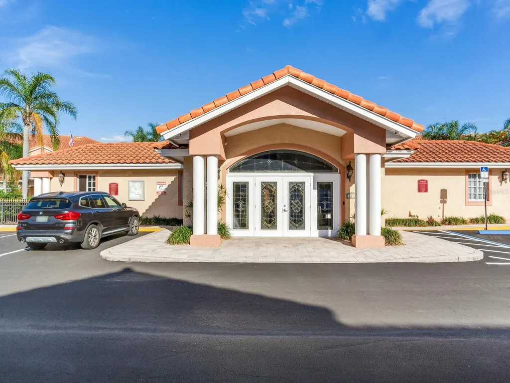 6302 Vista Verde Drive E St Petersburg FL 33707