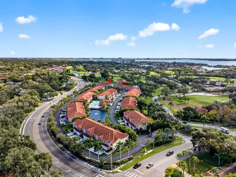 6302 Vista Verde Drive E St Petersburg FL 33707